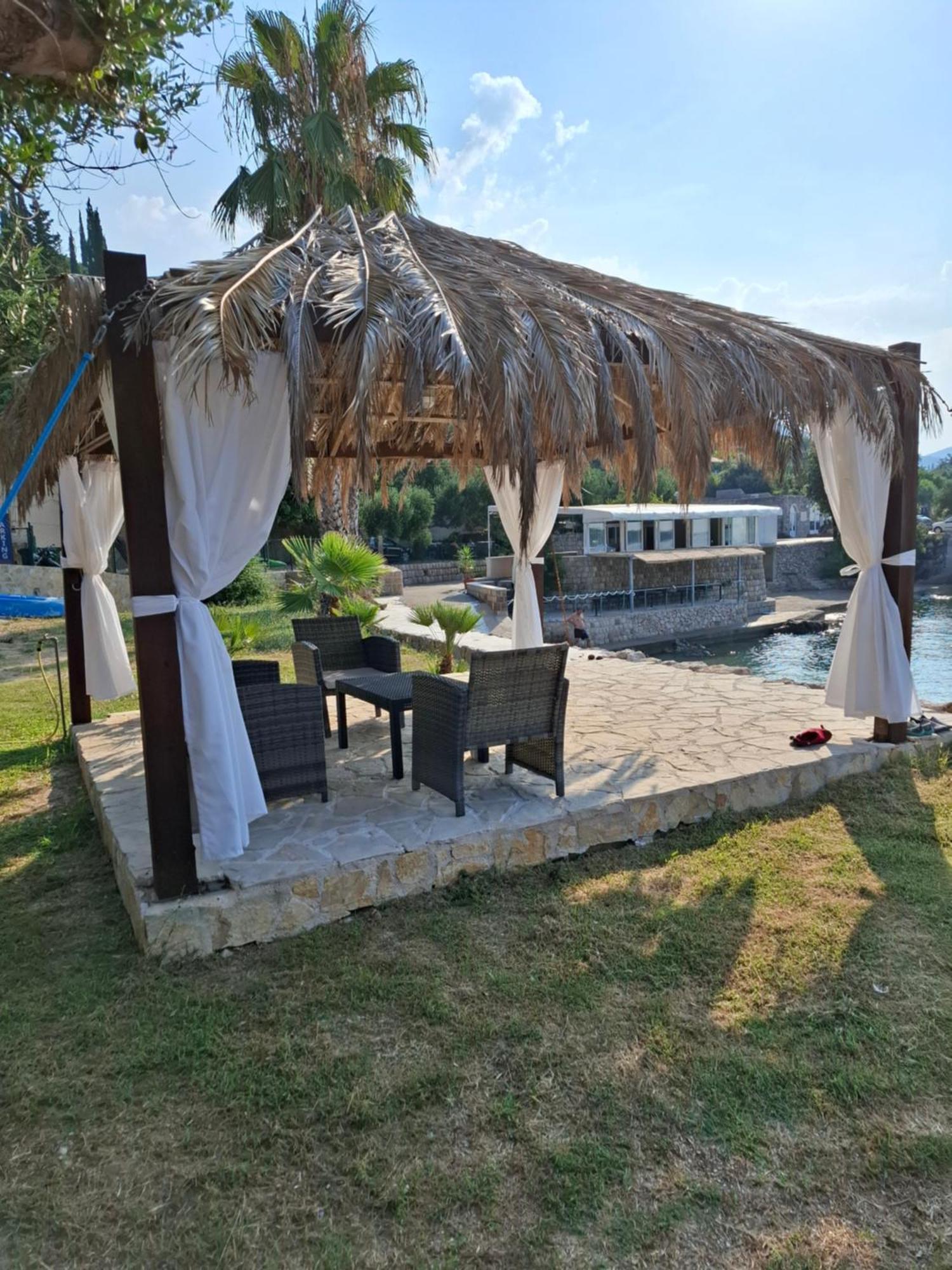 Olive Garden Apartment Molunat Ngoại thất bức ảnh