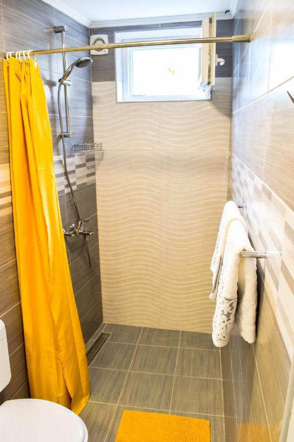 Olive Garden Apartment Molunat Ngoại thất bức ảnh
